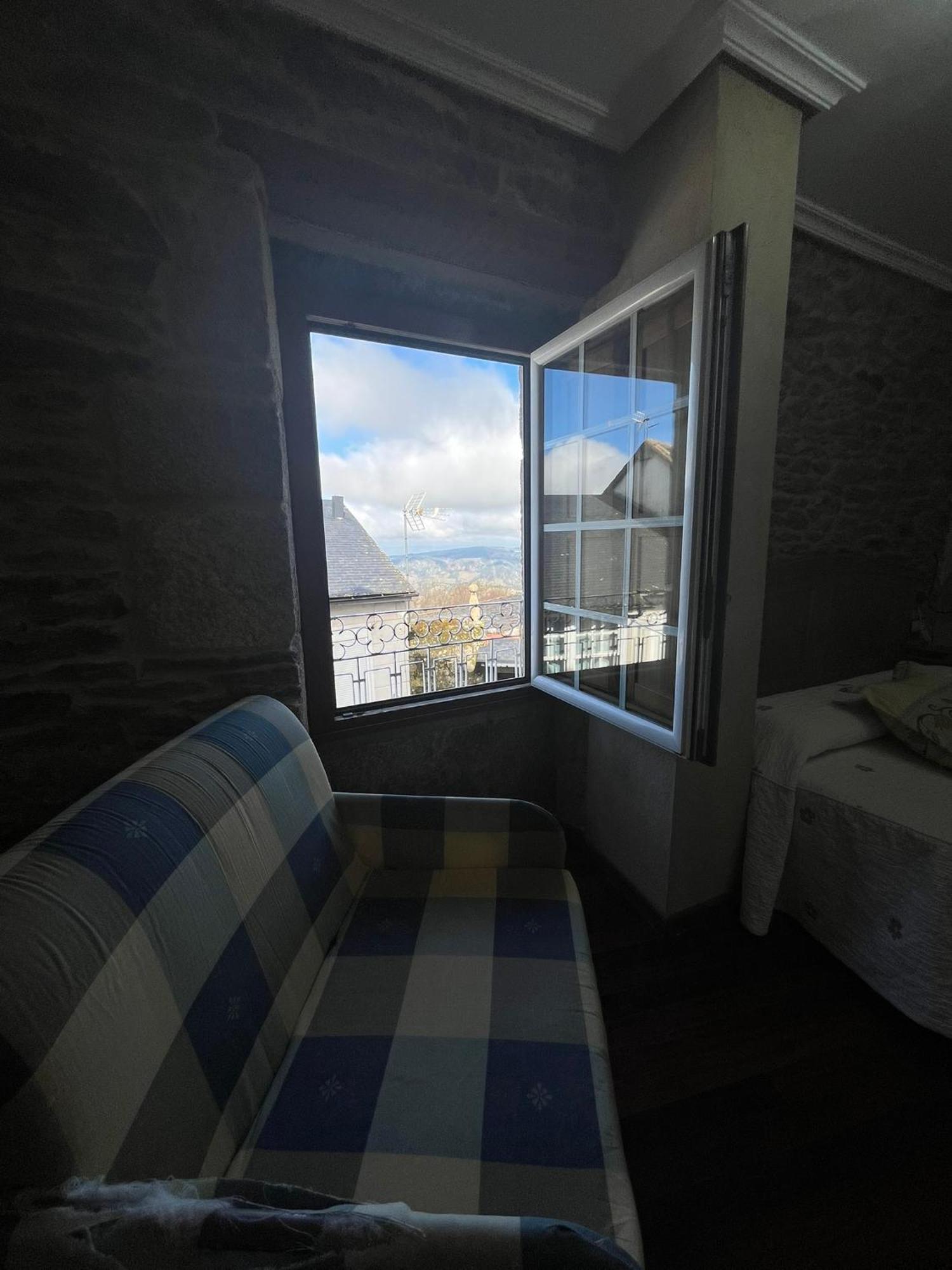 Hotel Caldelas Sacra-Pension Rustica 3 Estrellas Castro Caldelas Zewnętrze zdjęcie