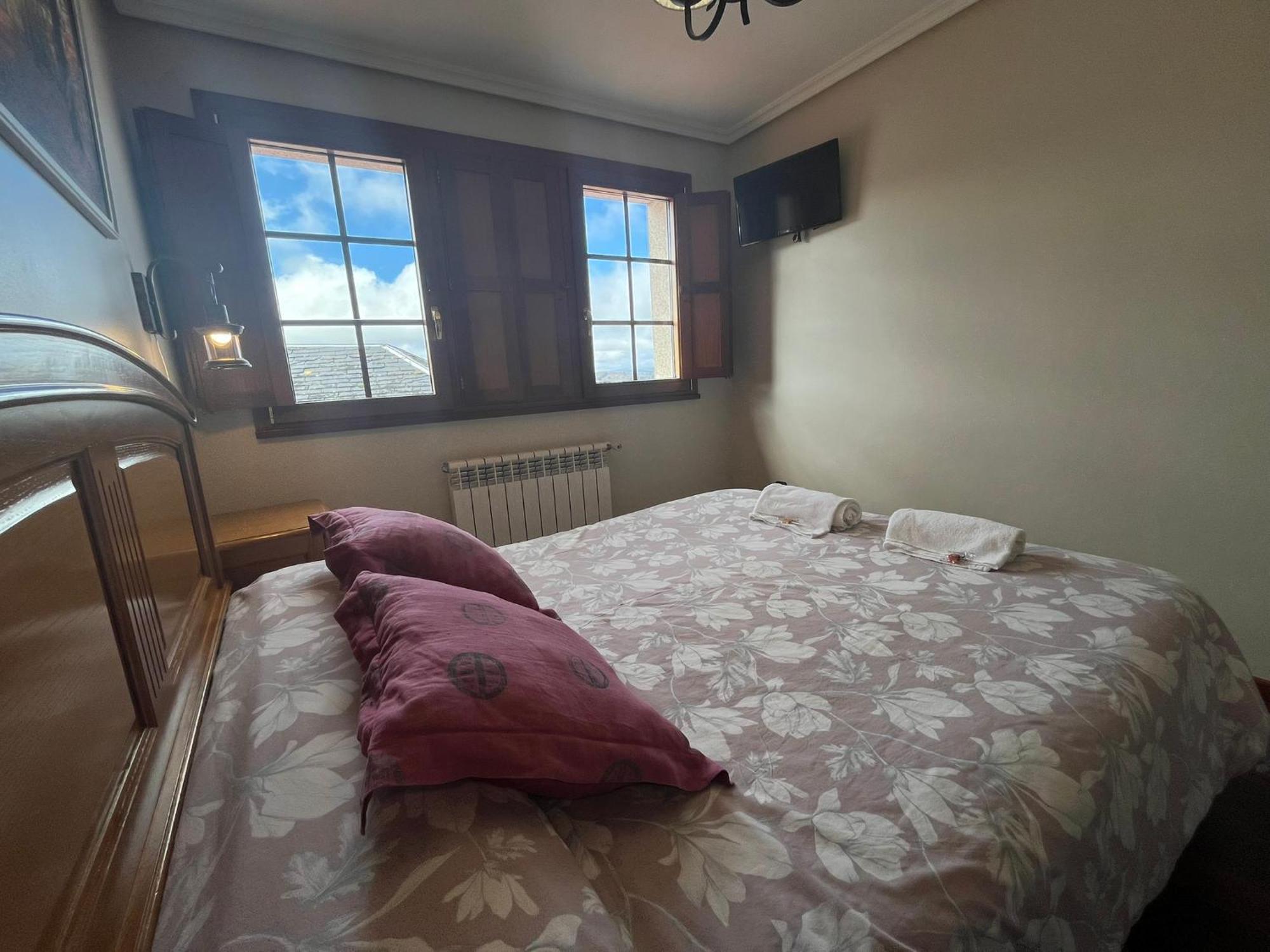 Hotel Caldelas Sacra-Pension Rustica 3 Estrellas Castro Caldelas Zewnętrze zdjęcie