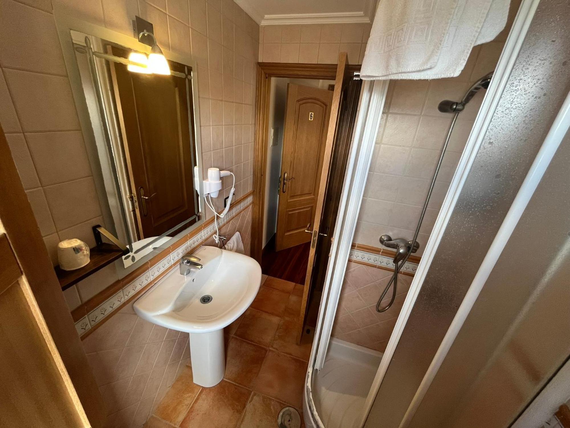 Hotel Caldelas Sacra-Pension Rustica 3 Estrellas Castro Caldelas Zewnętrze zdjęcie