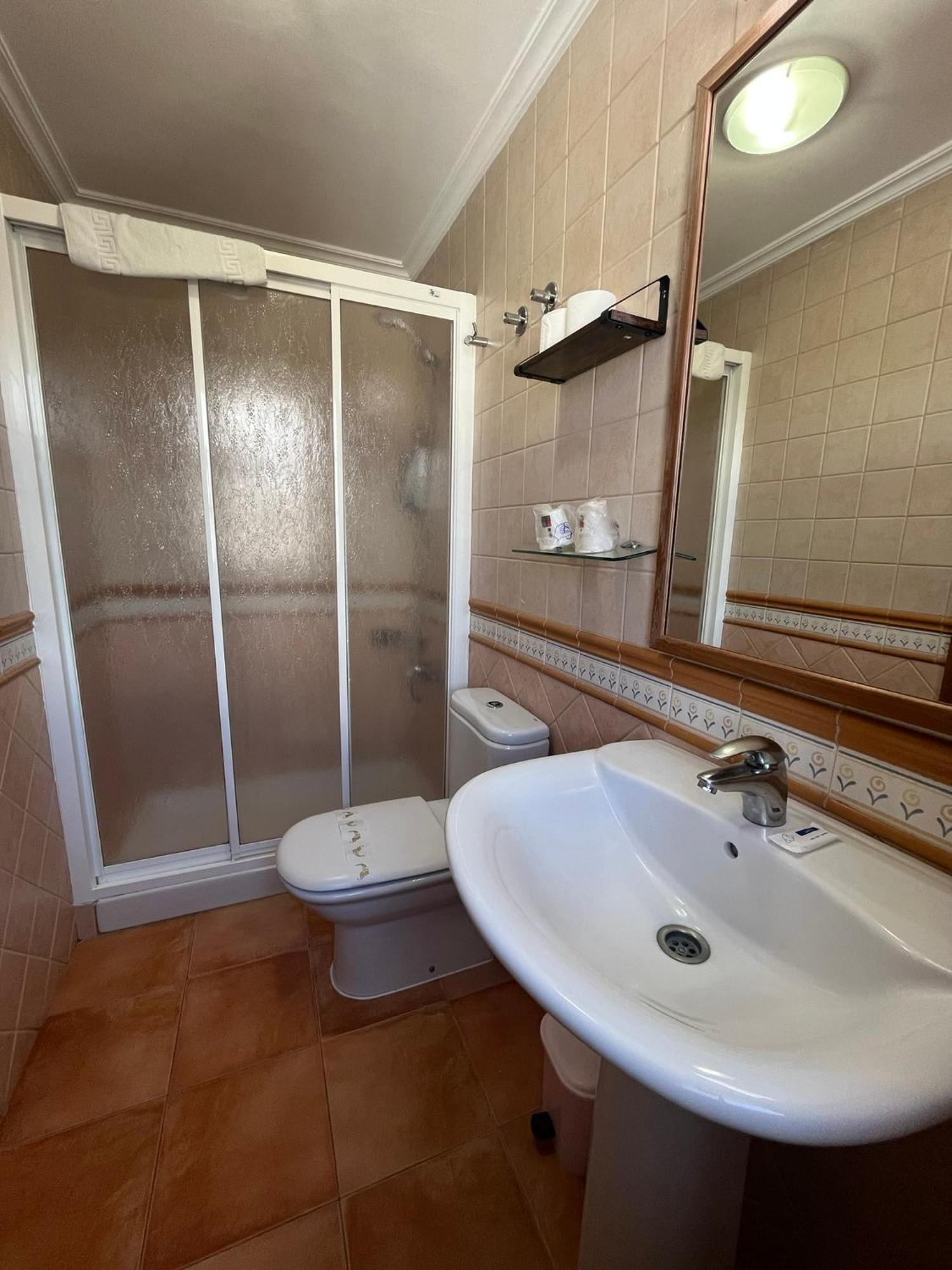 Hotel Caldelas Sacra-Pension Rustica 3 Estrellas Castro Caldelas Zewnętrze zdjęcie