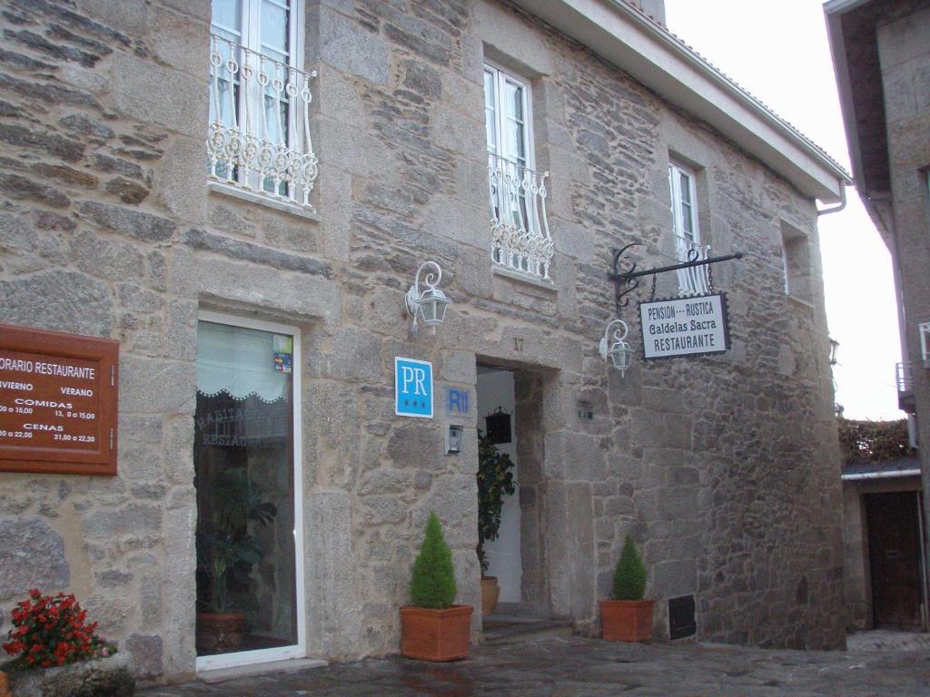 Hotel Caldelas Sacra-Pension Rustica 3 Estrellas Castro Caldelas Zewnętrze zdjęcie